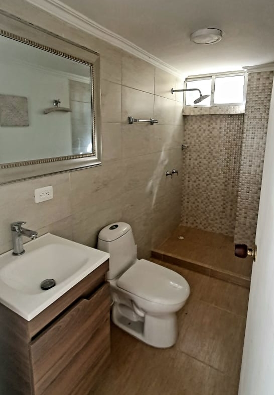 ARRIENDO APARTAMENTO EN EL GOLF – BARRANQUILLA