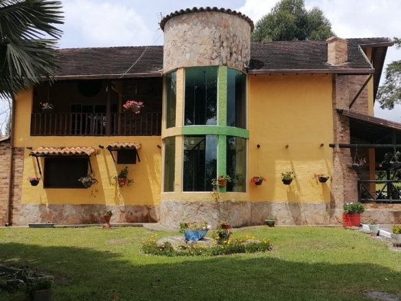 VENTA DE PARCELA EN ALTAMIRA 1 – LA MESA DE LOS SANTOS