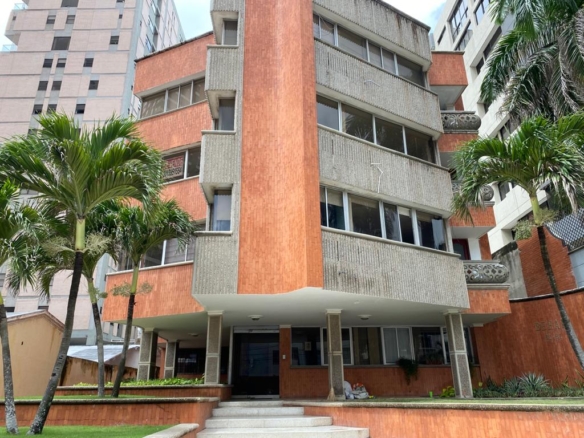 ARRIENDO APARTAMENTO EN EL GOLF – BARRANQUILLA