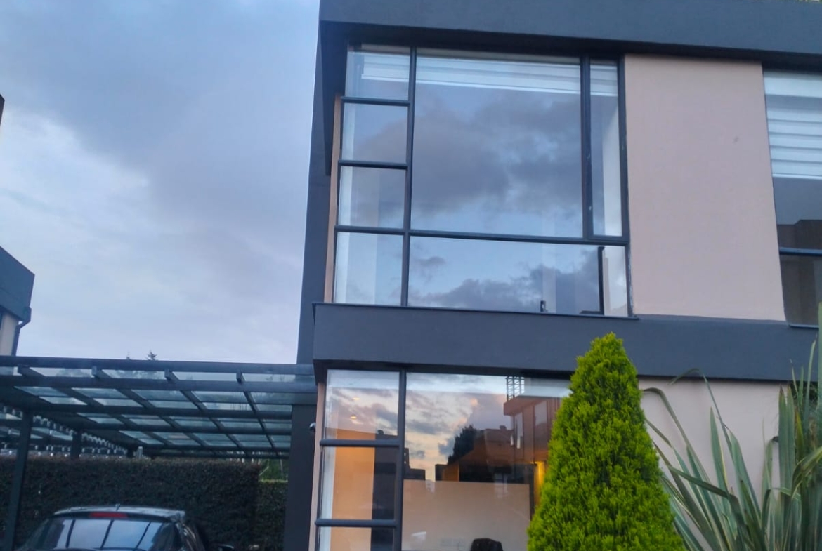 Arriendo Casa Condominio Avalón Hills Chía Cundinamarca