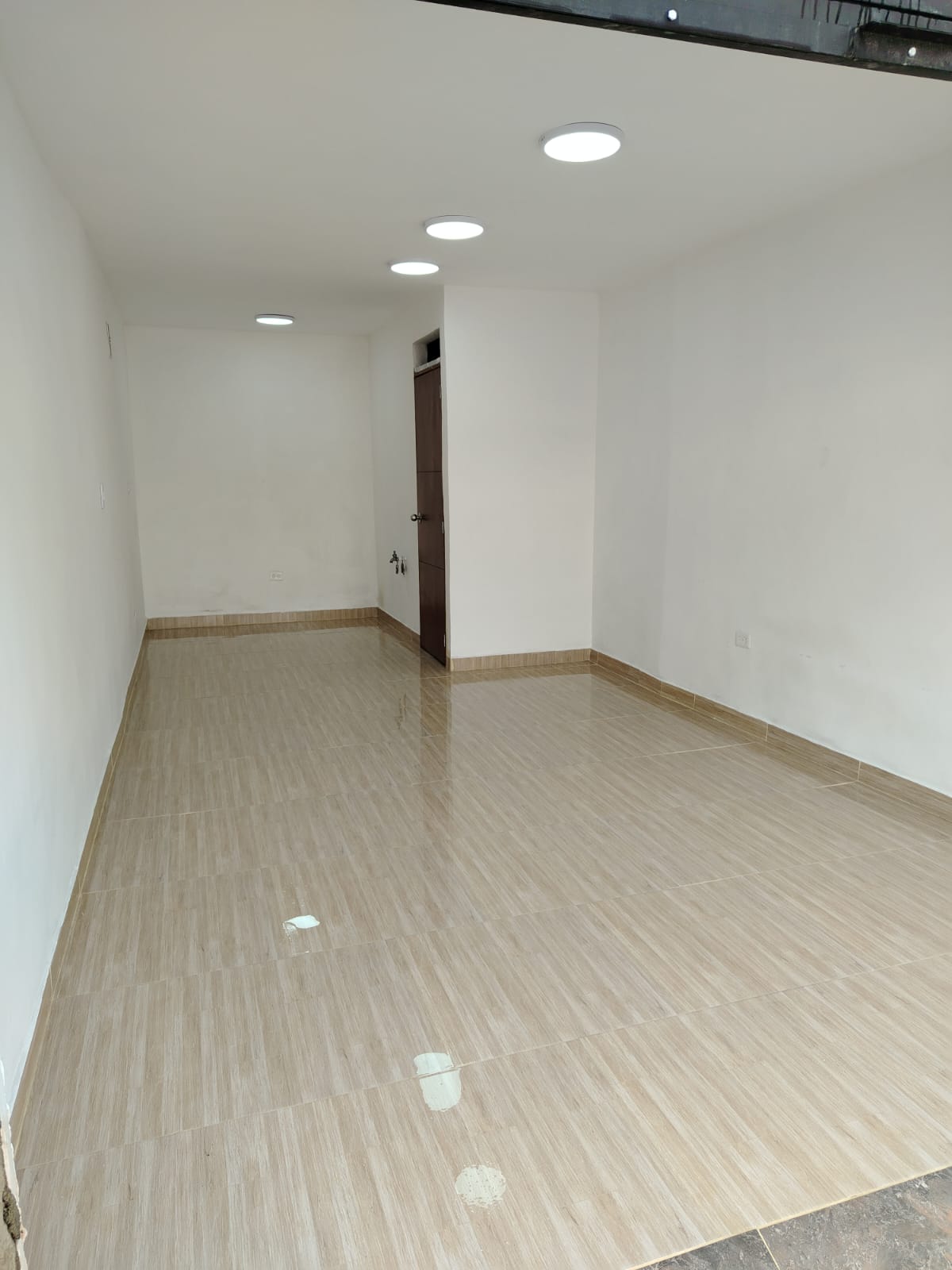 d471caeb-6c7f-46b8-b1a7-61fe0ccf985d Casa barrio Popular Cali