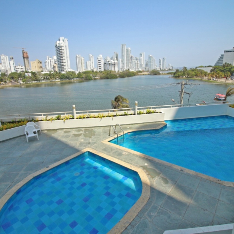 Alquiler Vacacional de Apartamento en Cartagena en Torres del Lago sector El Laguito