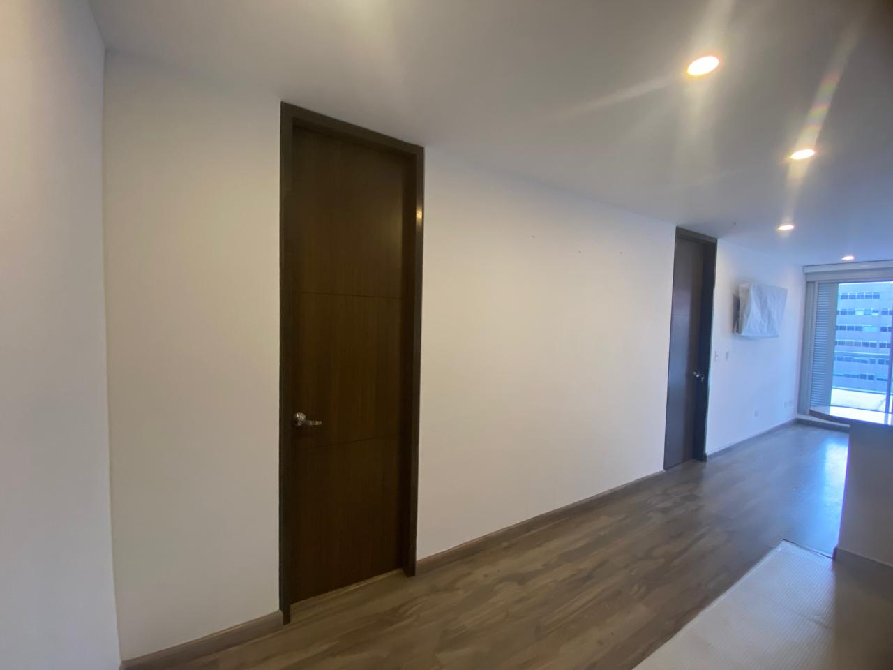 214465-271286-1516760180175630 Apartamento en Venta en Las Nieves Bogotá Balcón, Parqueadero y Depósito
