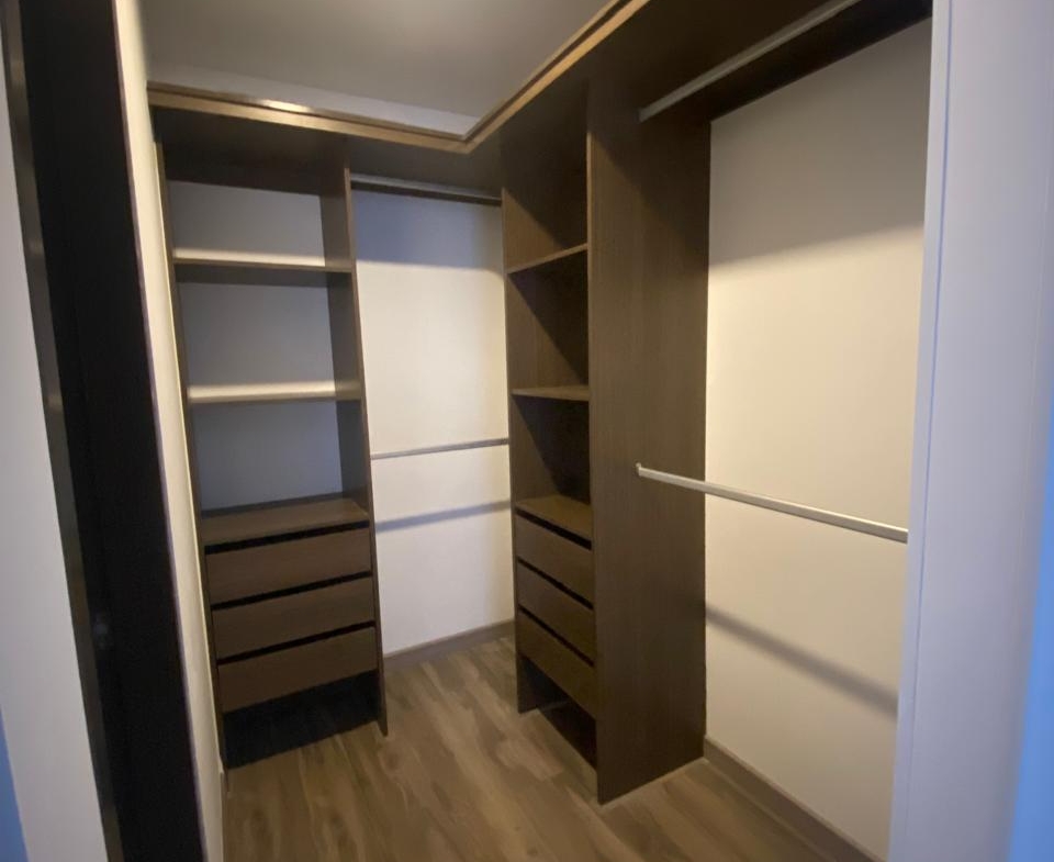 Apartamento en Venta en Las Nieves Bogotá Balcón, Parqueadero y Depósito