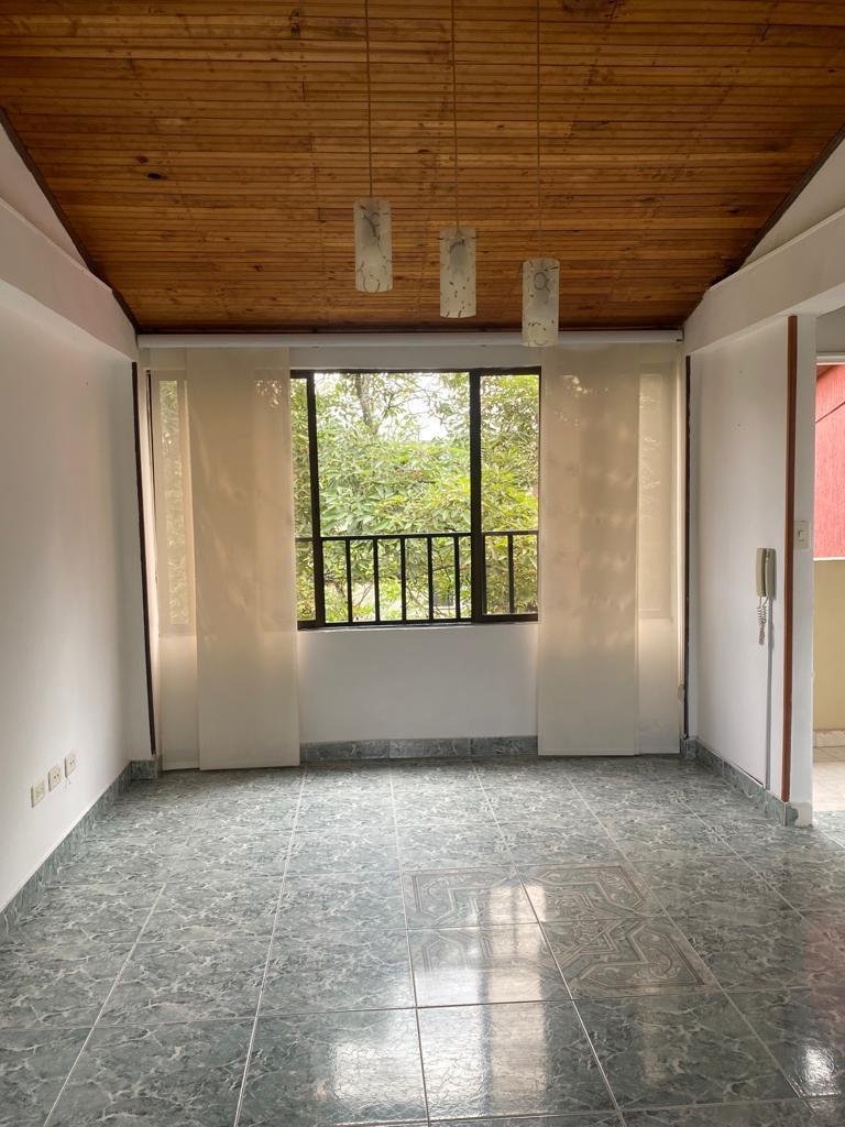 214465-271286-1544584377257492 Apartamento en venta en El Limonar, Cali 2 habitaciones Parqueadero comunitario