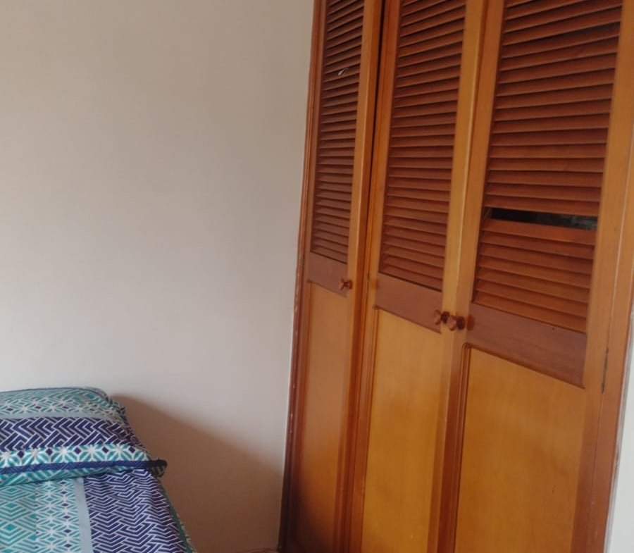 Casa en venta en Bucaramanga, Sector Cacique – Conjunto cerrado con 4 habitaciones, estudio y parqueadero cubierto