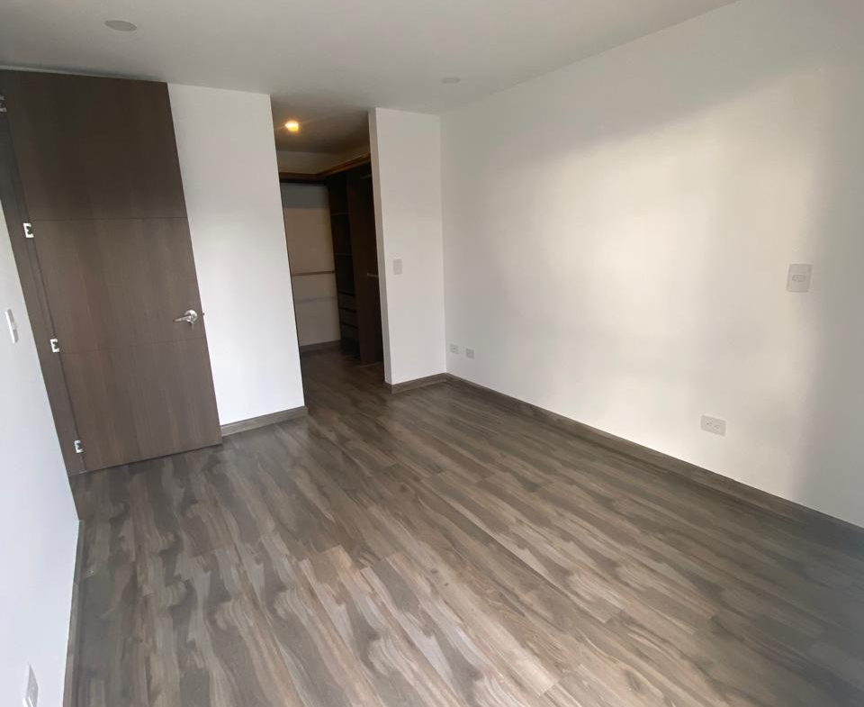 Apartamento en Venta en Las Nieves Bogotá Balcón, Parqueadero y Depósito