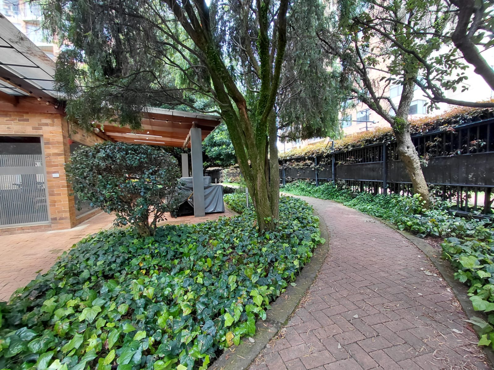 214465-271286-1690288432004366 Apartamento en Venta en Colina Campestre Bogota 100 m² con Balcones, Parqueadero y Depósito
