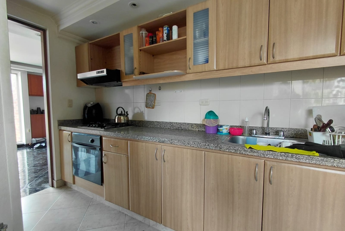 Apartamento en Venta en Colina Campestre Bogota 100 m² con Balcones, Parqueadero y Depósito