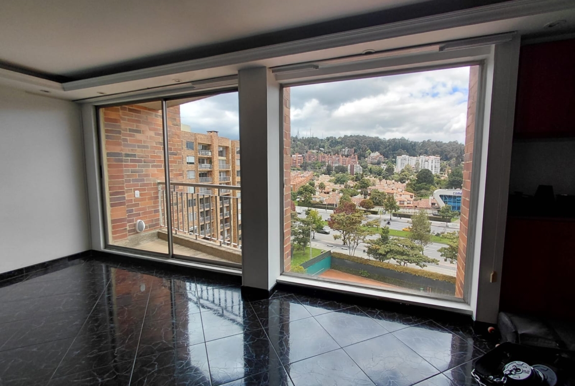 Apartamento en Venta en Colina Campestre Bogota 100 m² con Balcones, Parqueadero y Depósito