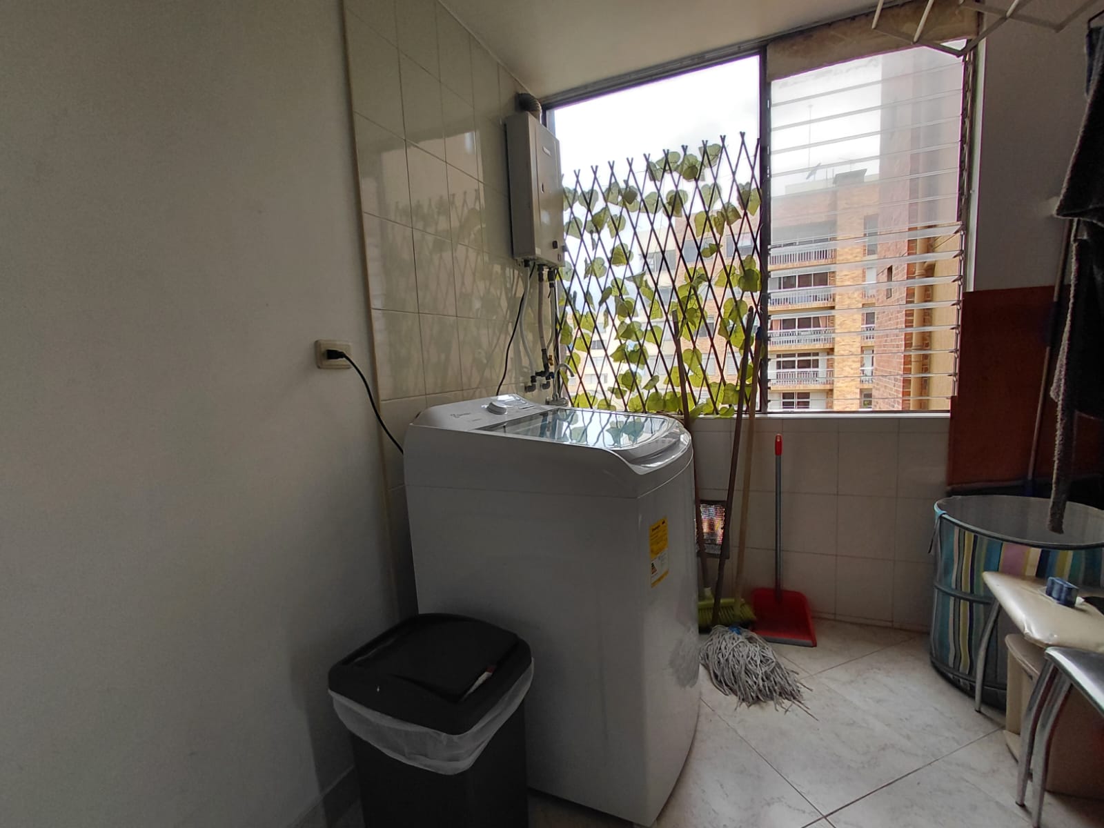 214465-271286-2053180378603274 Apartamento en Venta en Colina Campestre Bogota 100 m² con Balcones, Parqueadero y Depósito