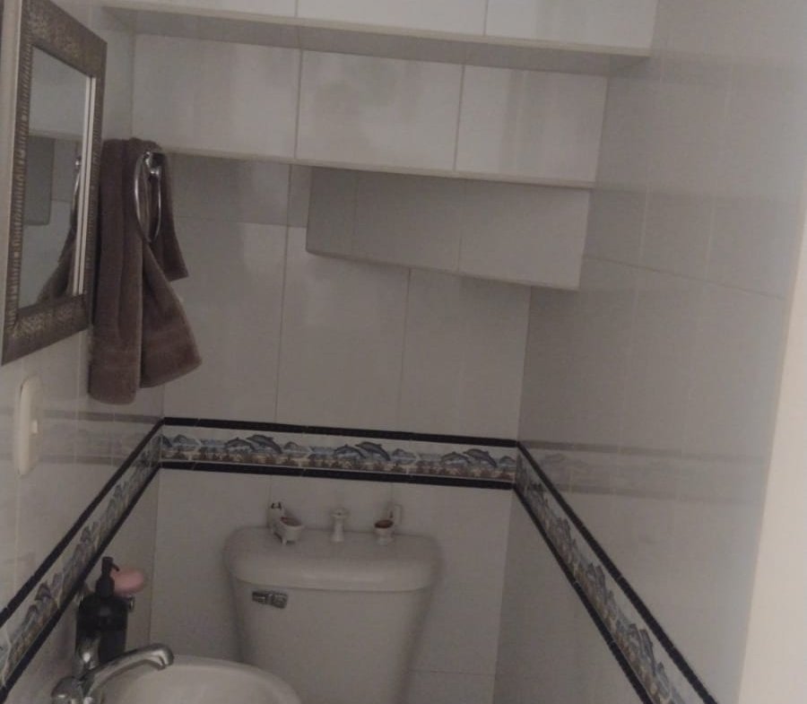 Casa en venta en Bucaramanga, Sector Cacique – Conjunto cerrado con 4 habitaciones, estudio y parqueadero cubierto