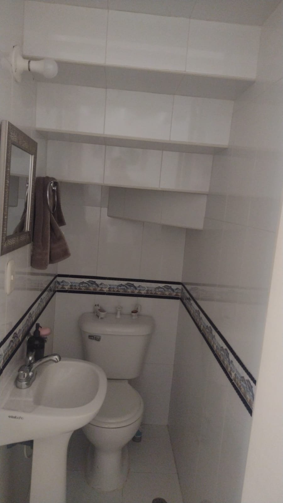 Casa en venta en Bucaramanga, Sector Cacique – Conjunto cerrado con 4 habitaciones, estudio y parqueadero cubierto