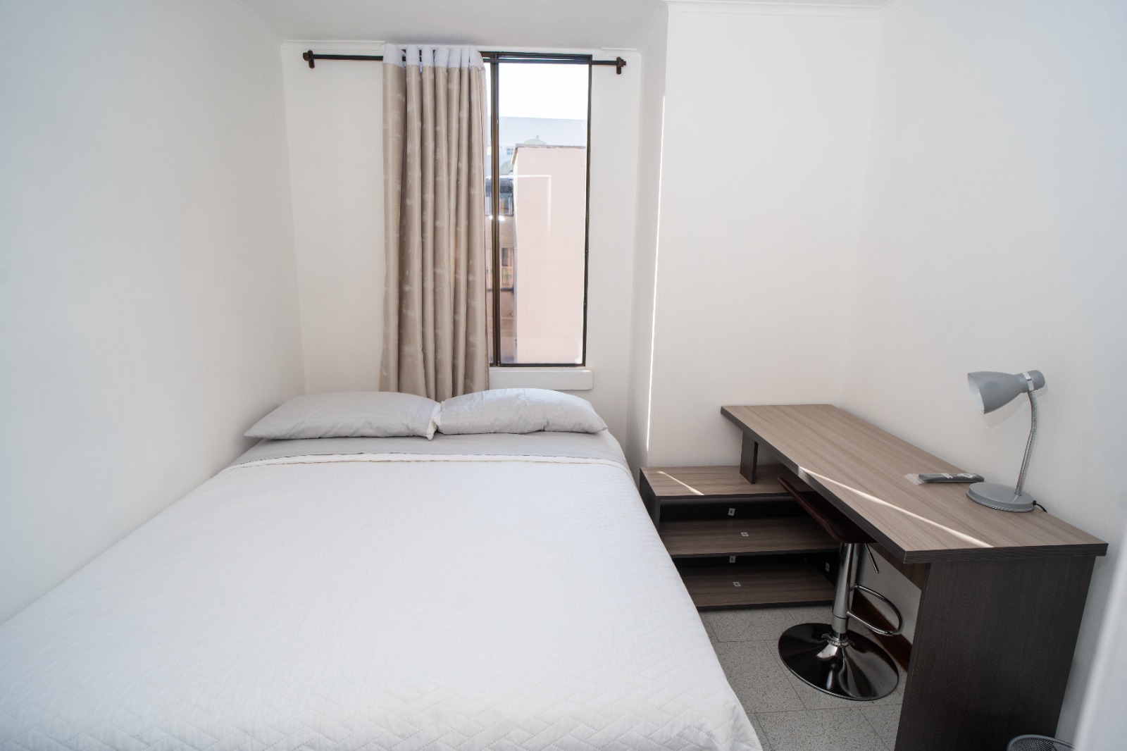 214465-271286-27169452046071810 Apartamento en Venta en el Centro de Medellín Torre Caracas 2