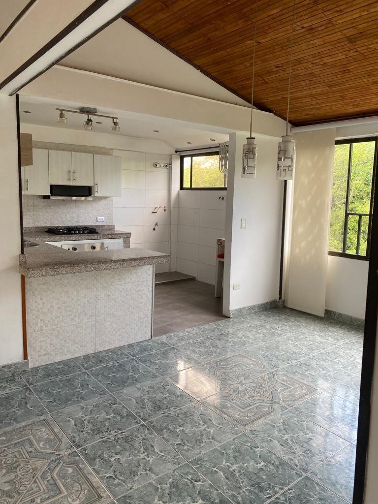 214465-271286-4360716510910336 Apartamento en venta en El Limonar, Cali 2 habitaciones Parqueadero comunitario
