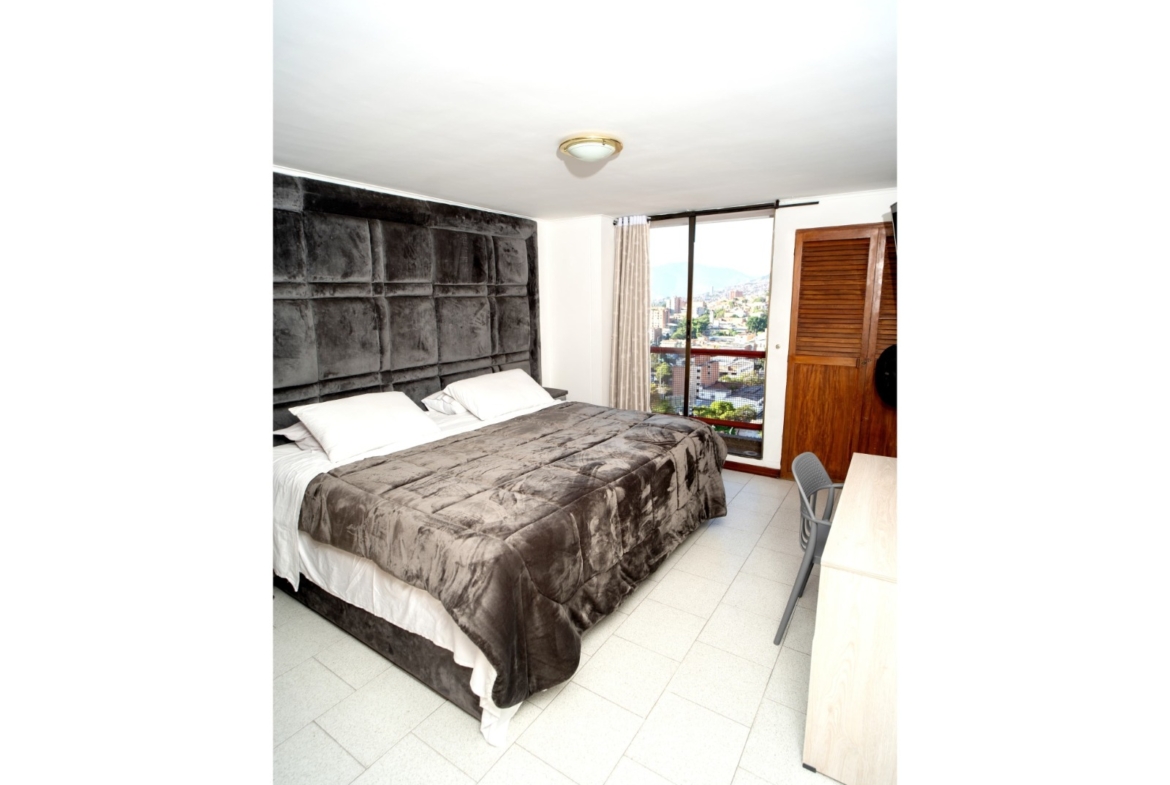 Apartamento en Venta en el Centro de Medellín Torre Caracas 2