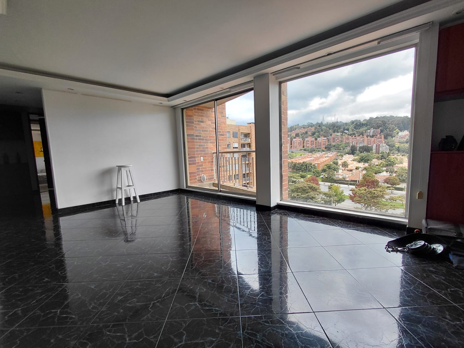 214465-271286-975045118479767 Apartamento en Venta en Colina Campestre Bogota 100 m² con Balcones, Parqueadero y Depósito