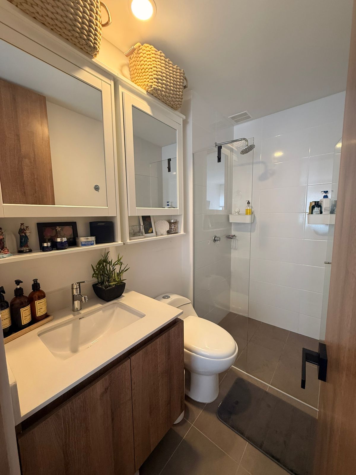 214465-271286-982325527753472 Apartamento en Venta en En Envigado barrio El Trianon con Acabados Modernos y Tecnología