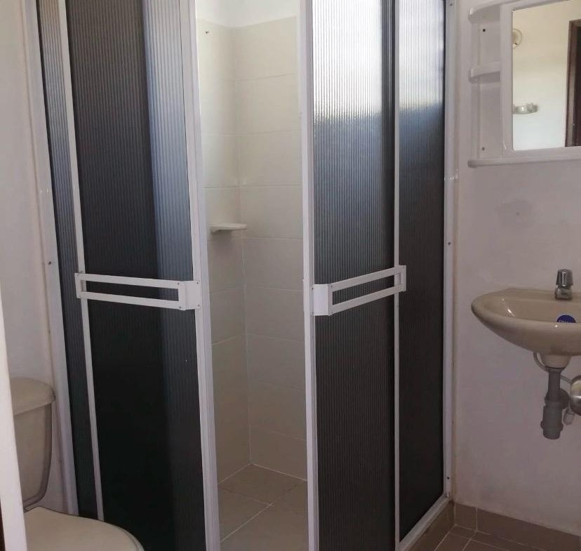 Casa esquinera en venta en Palmira Valle del Cauca Barrio Caminos de la Hacienda