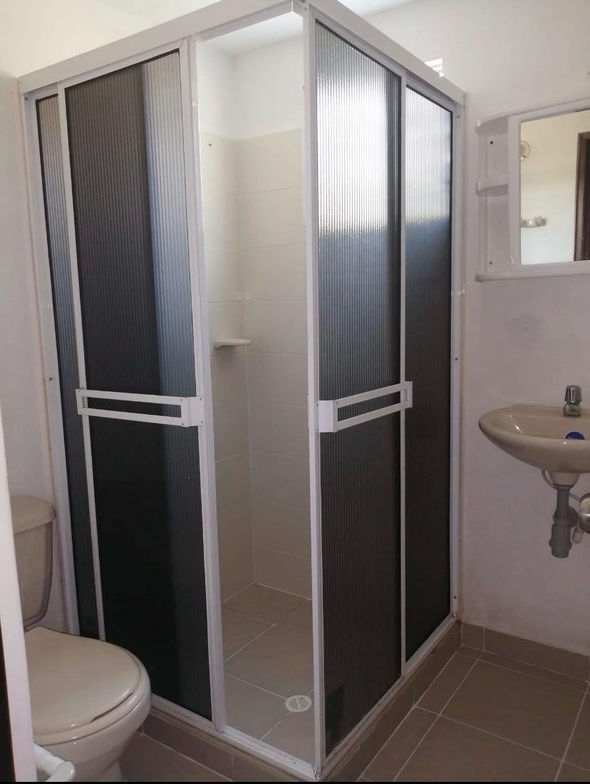 Casa esquinera en venta en Palmira Valle del Cauca Barrio Caminos de la Hacienda