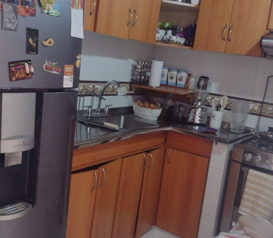 Casa en venta en Bucaramanga, Sector Cacique – Conjunto cerrado con 4 habitaciones, estudio y parqueadero cubierto