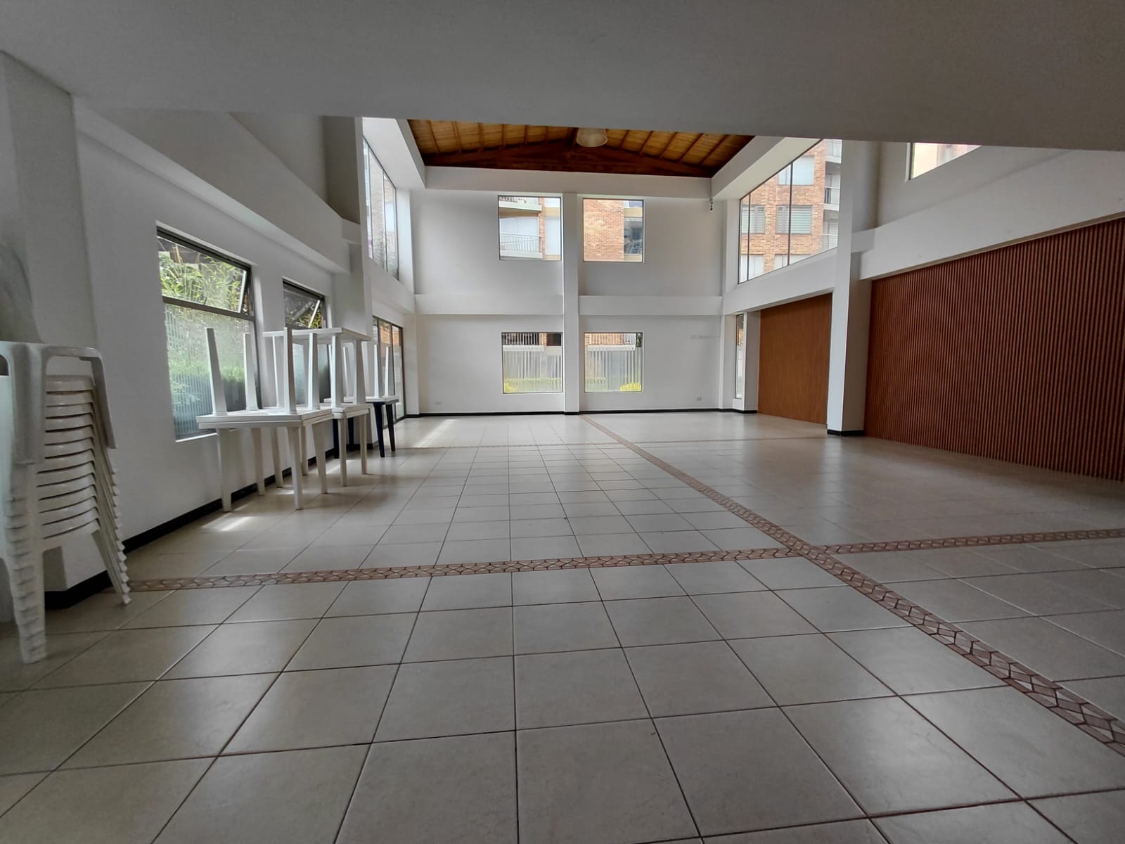 214465-271286-998244699792159 Apartamento en Venta en Colina Campestre Bogota 100 m² con Balcones, Parqueadero y Depósito