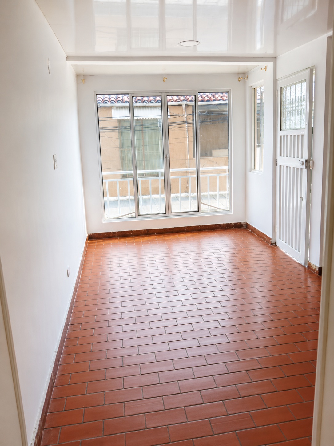 2233 Casa en Villa del Lago Cali