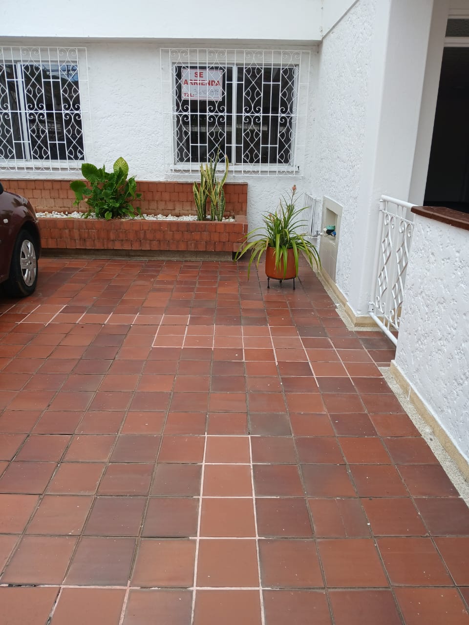ARRIENDO CASA EN EL SUR DE CALI – PRIMER PISO