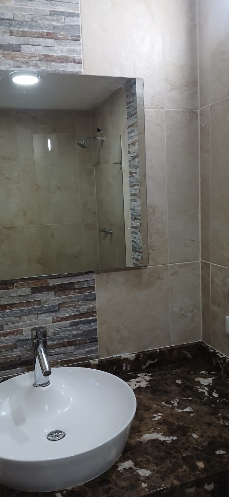 ARRIENDO CASA EN EL SUR DE CALI – PRIMER PISO