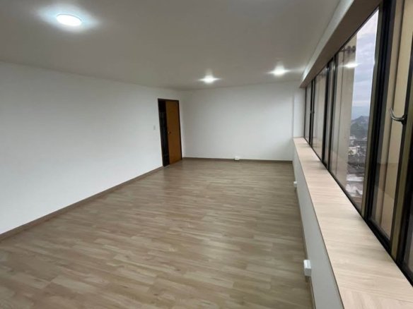 Oficina en venta — Edificio Banco de Bogotá, Centro de Manizales.