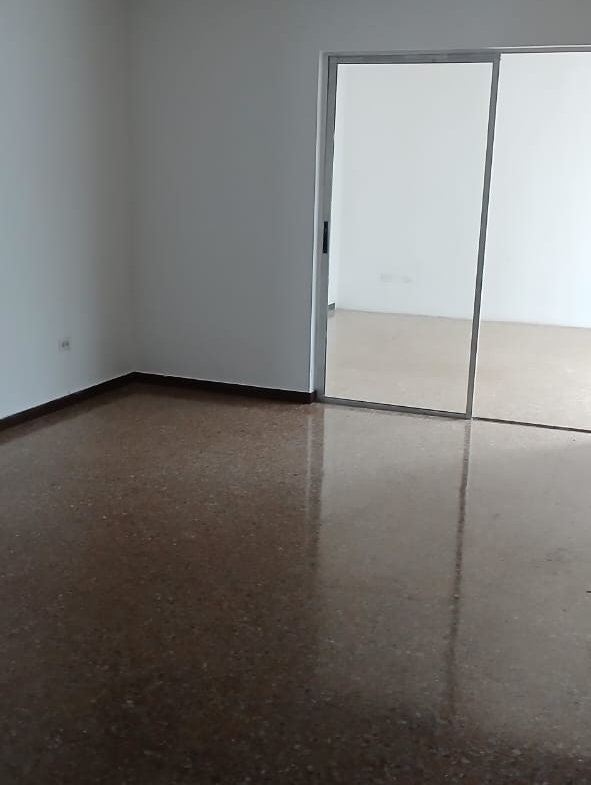 ARRIENDO CASA EN EL SUR DE CALI – PRIMER PISO