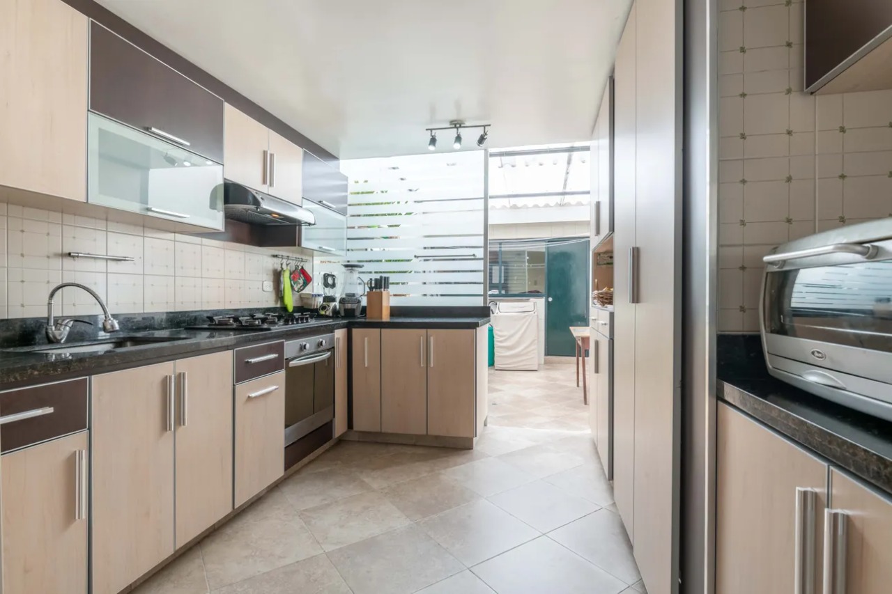 COCINA INTEGRAL Casa en Venta en Nueva Autopista, Bogotá