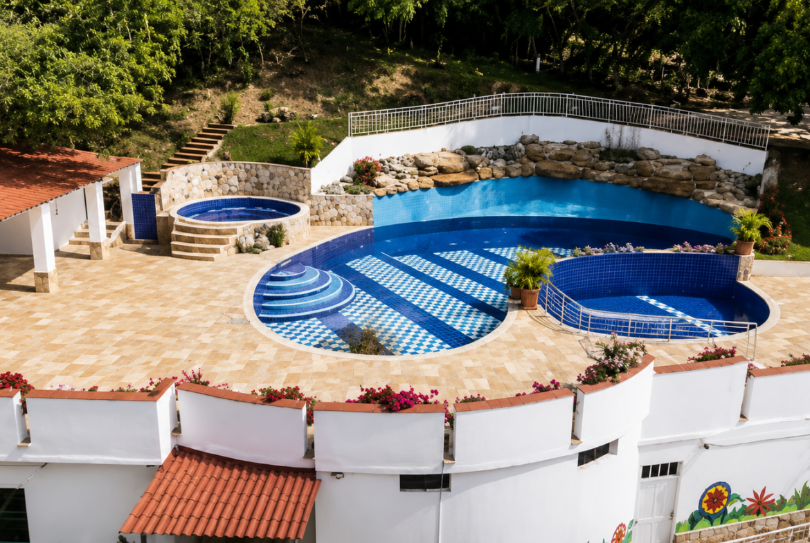 Parcela Campestre en Venta en Los Arrayanes Condominio Campestre, Curití | Lote de 1.500 m² con Casa y Zonas Comunes