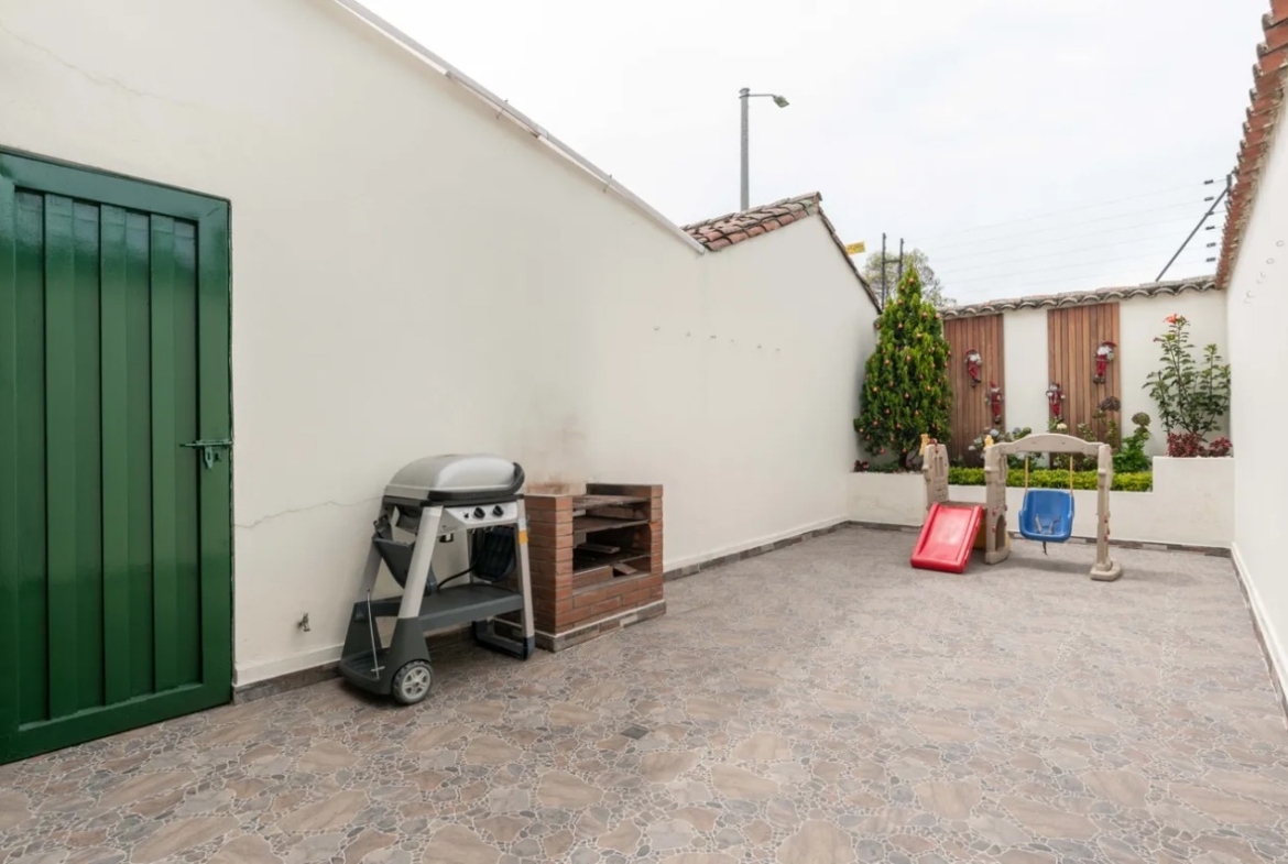 Casa en Venta en Nueva Autopista, Bogotá