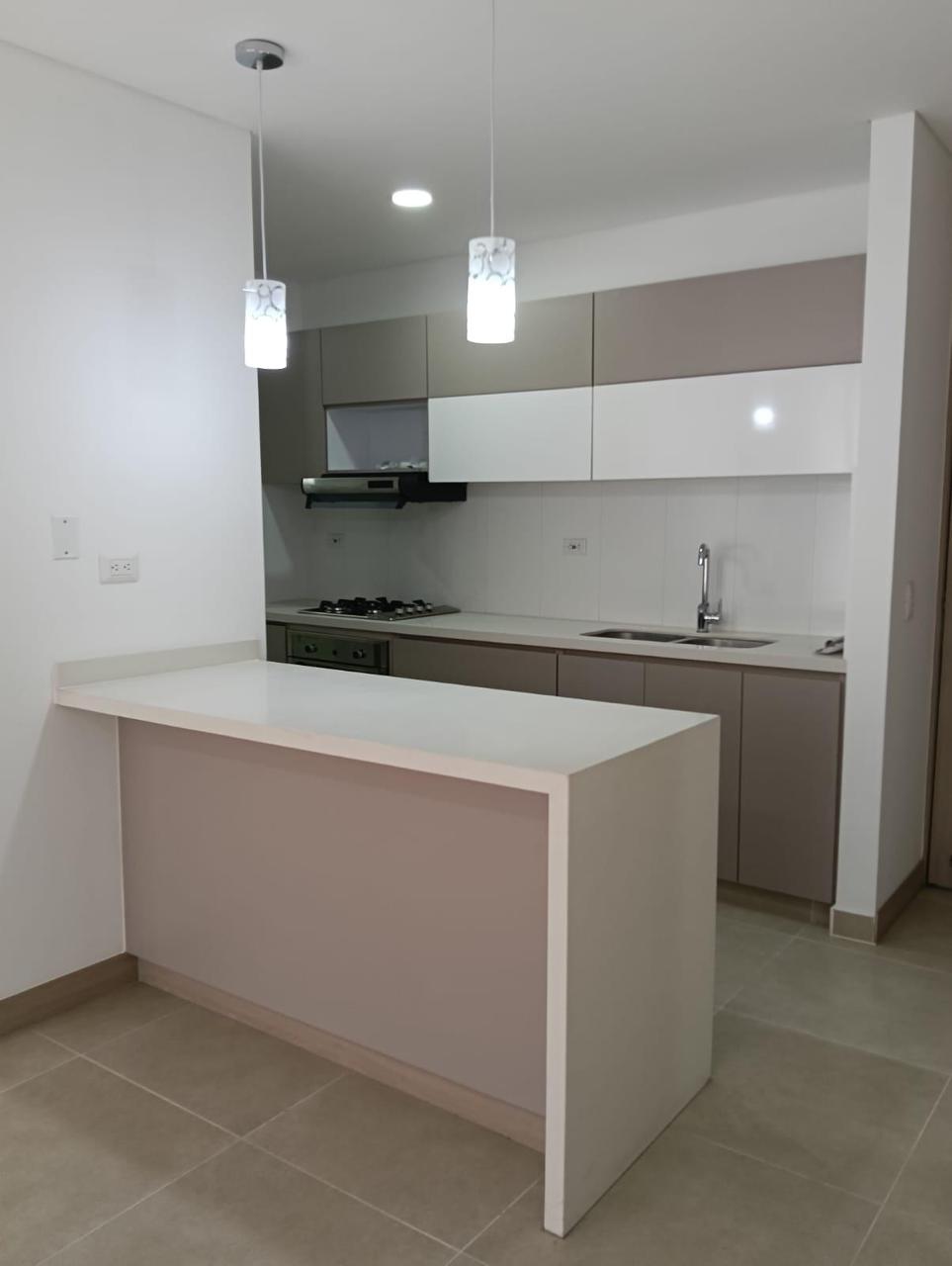 bf8cbc37-55bc-42ec-a408-36bd2eecb0d1 Apartamento en la Unidad Residencial Podium en Valle del Lili Cali