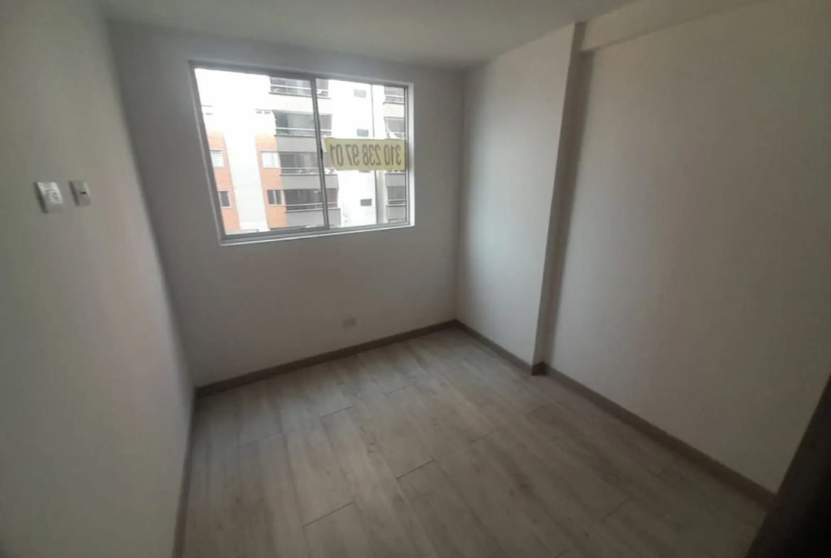 Apartamento en Arriendo en Entrecolinas, Medellín