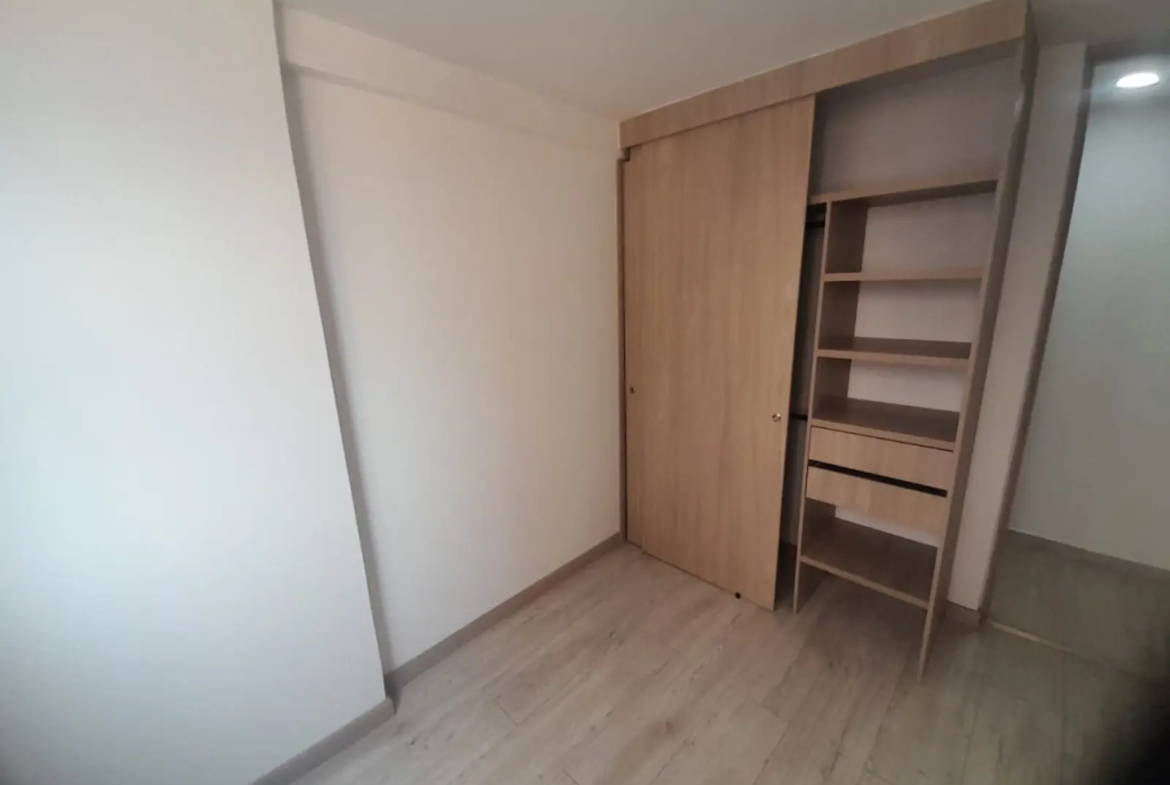 Apartamento en Arriendo en Entrecolinas, Medellín