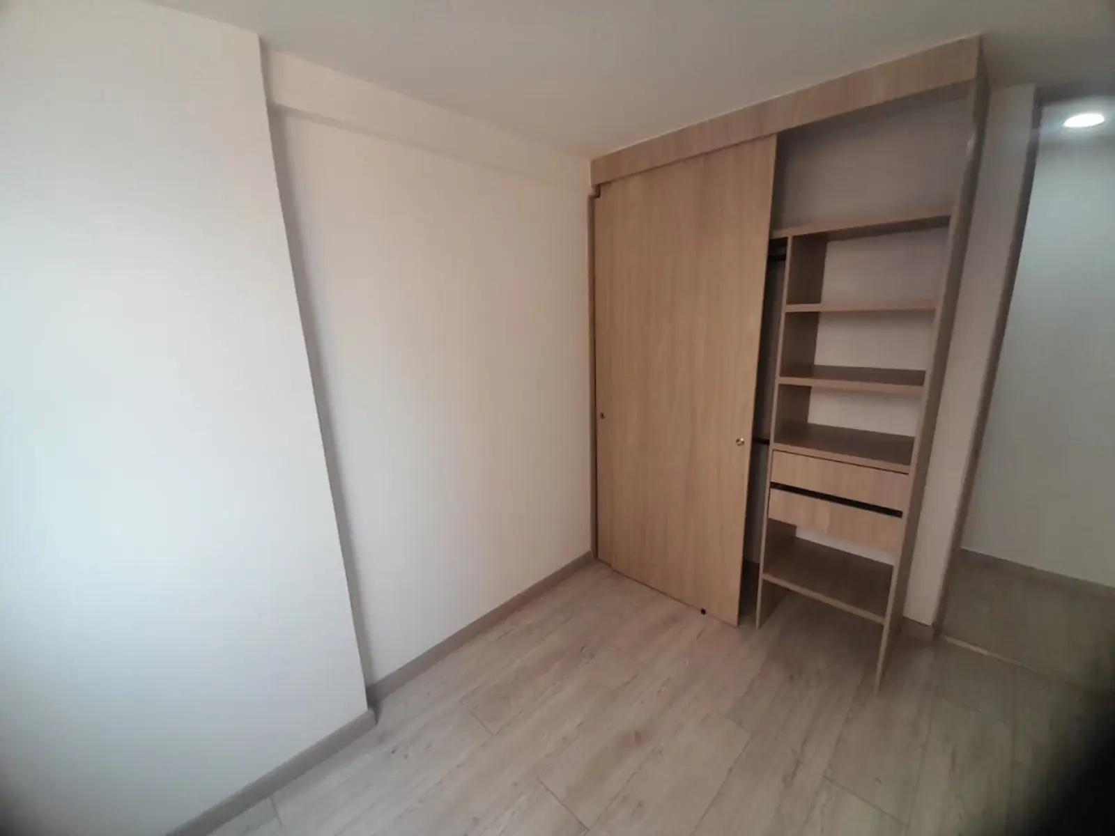 Apartamento en Arriendo en Entrecolinas, Medellín