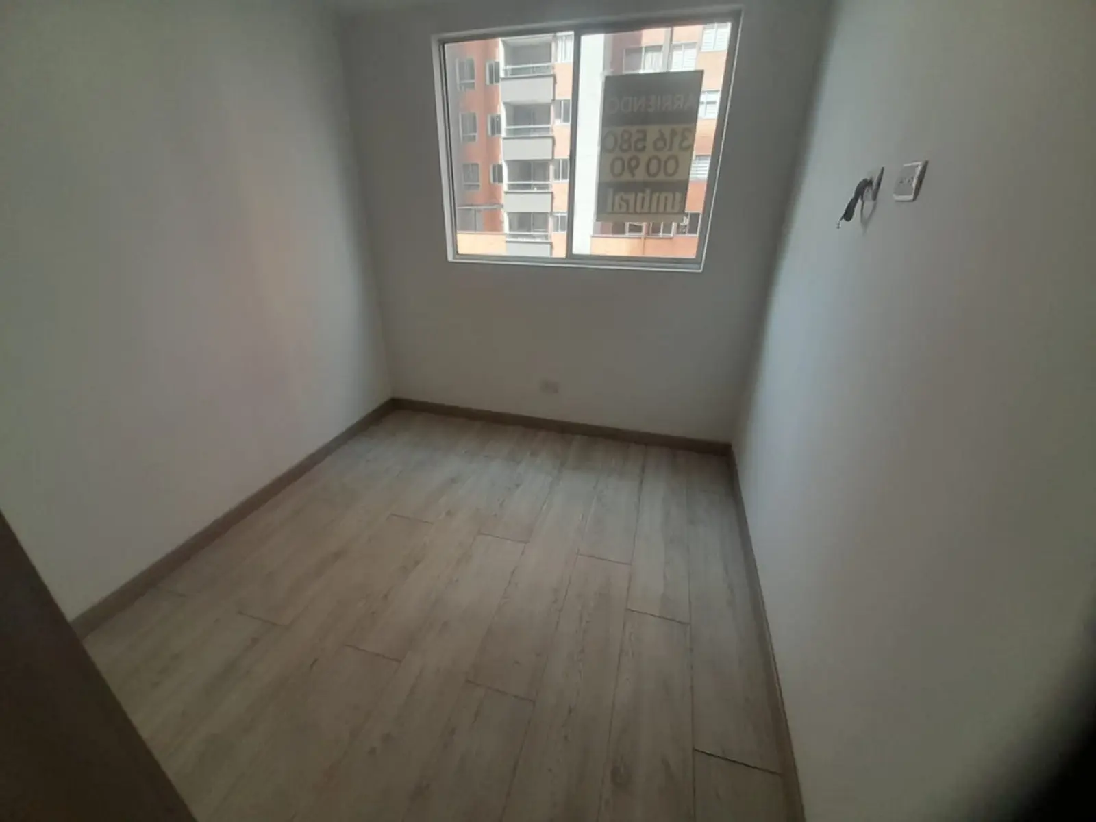 Apartamento en Arriendo en Entrecolinas, Medellín