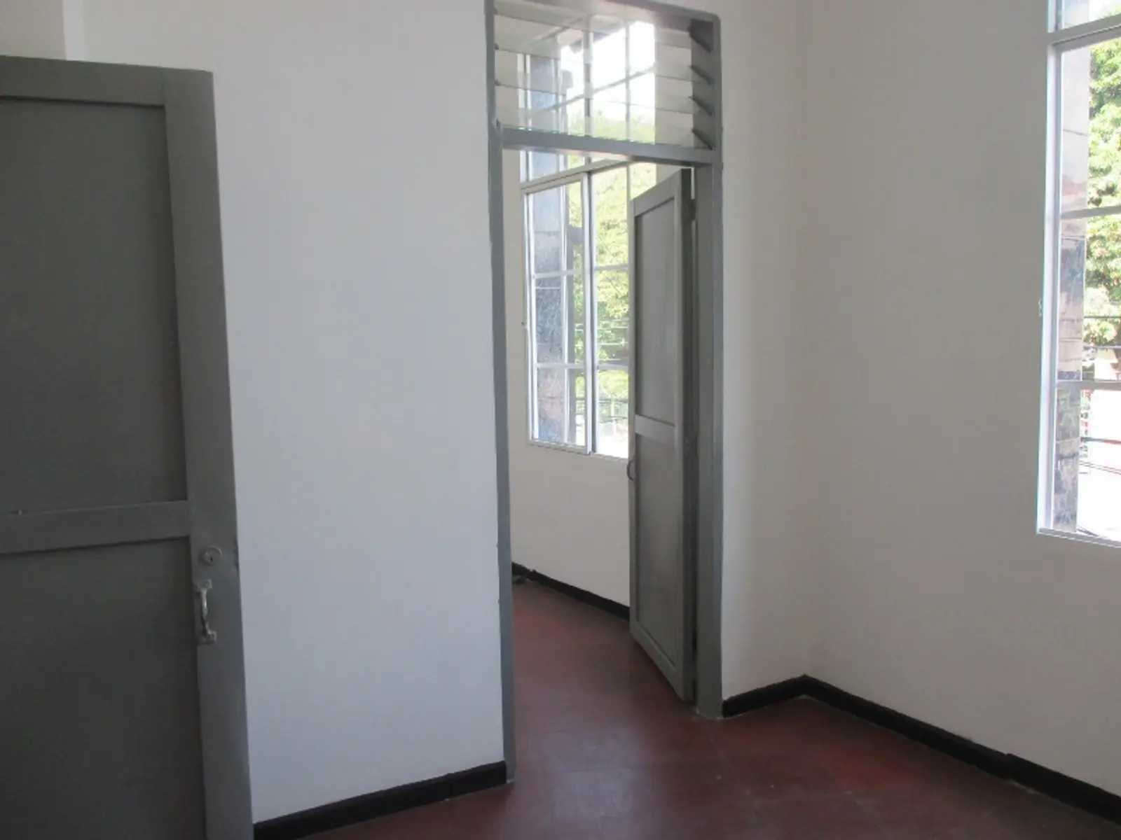 th.outside1200x1200.6a296f2be20b9_infocdn__n9fgdnrwrnv3ijnrjmg7pgdkwdzkzazn6mvx4gs2jpg Apartamento en Arriendo en San juan bosco, Cali