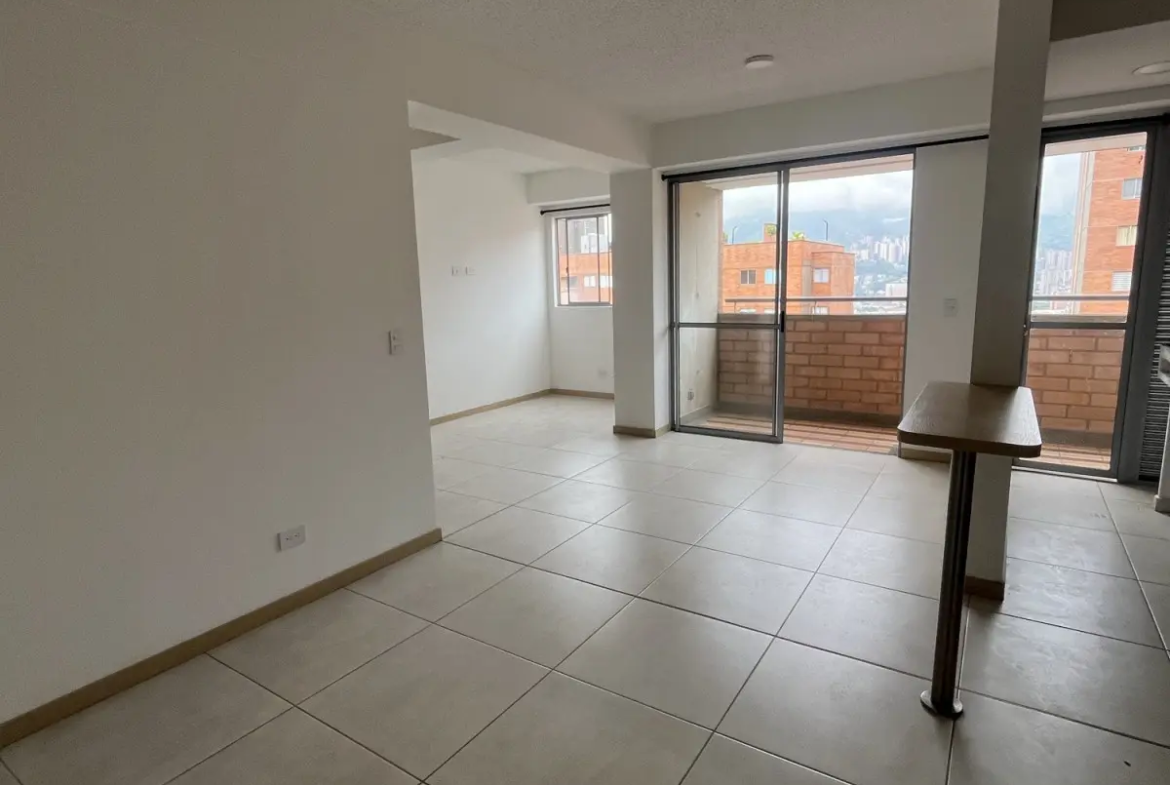 Apartamento en Arriendo en Centro, Acevedo