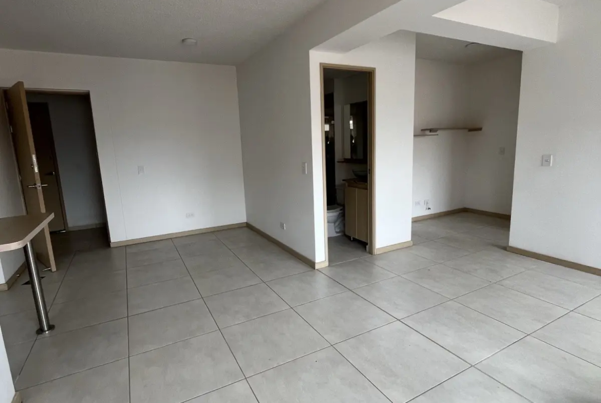 Apartamento en Arriendo en Centro, Acevedo