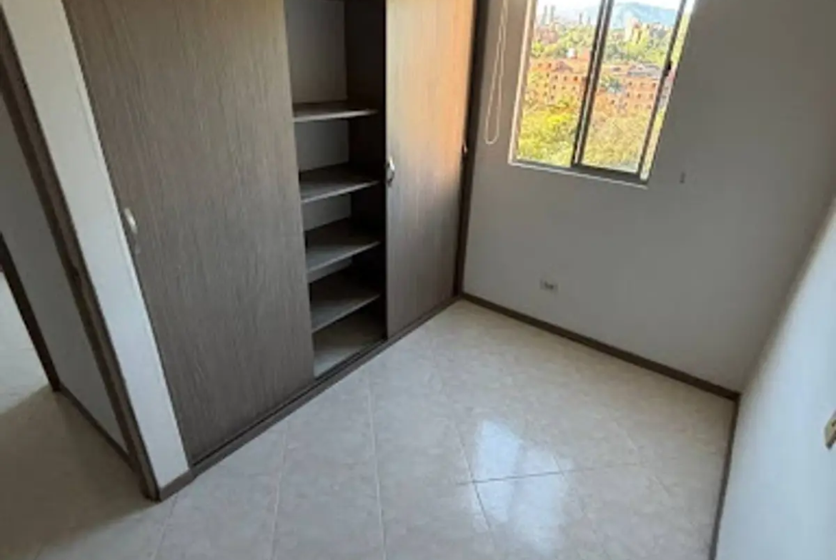 Apartamento en Arriendo en Los colores, Medellín