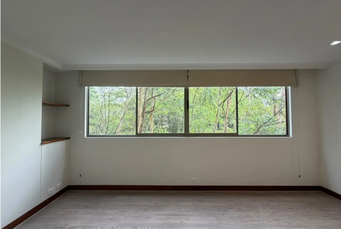 Apartamento en Arriendo en Loma de los Gonzalez, Medellín