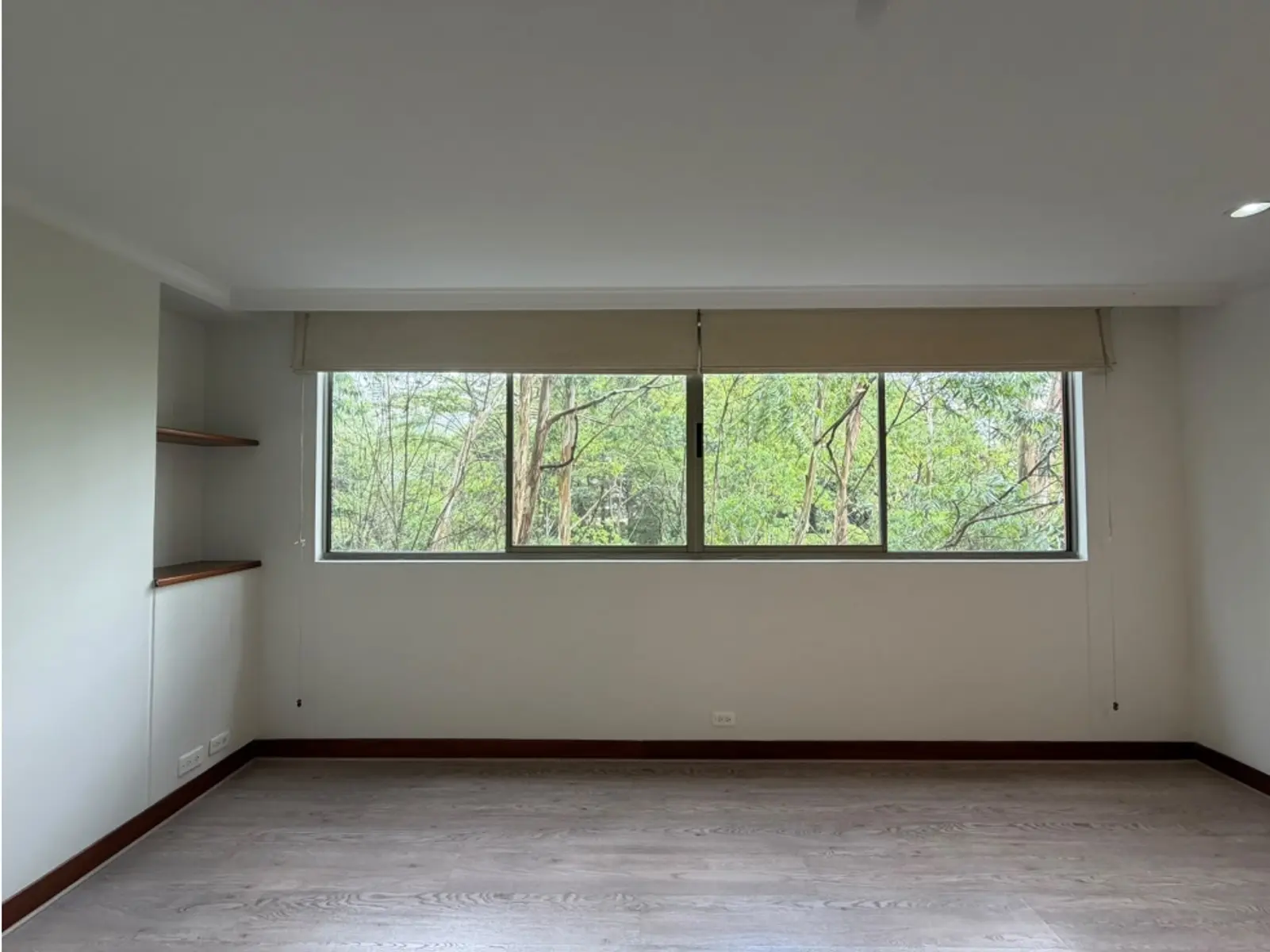 Apartamento en Arriendo en Loma de los Gonzalez, Medellín