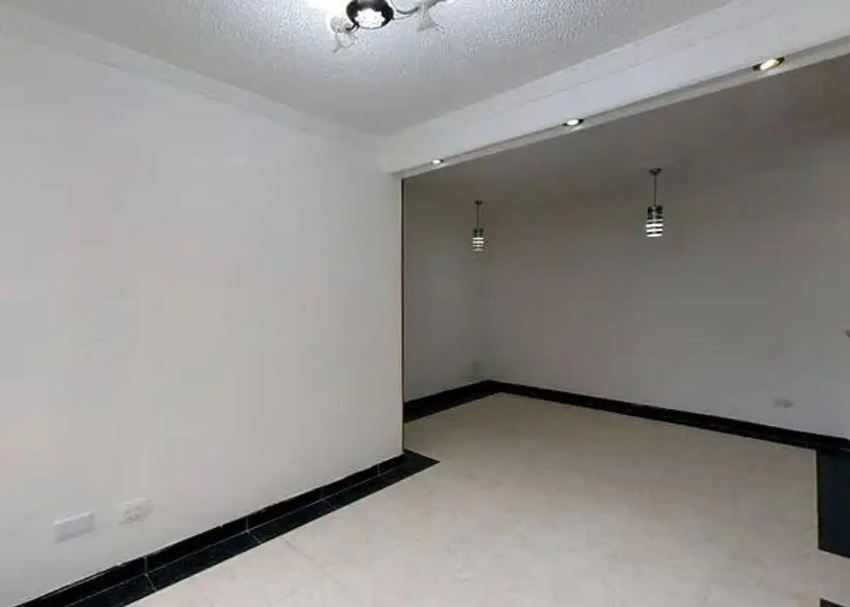 th.outside1200x1200.6a380fa8cbe08_infocdn__vuicdshu9svrbrifs39xsu8u1oa2ocyshp6fybgljpg Apartamento en Arriendo en El Tunal, Bogotá