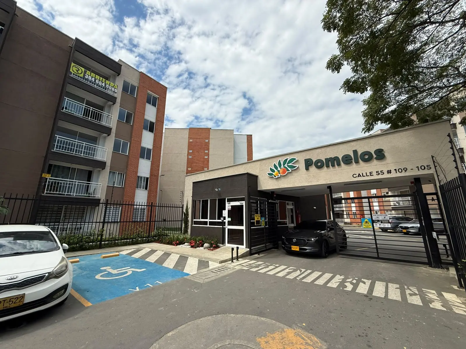 th.outside1200x1200.6a395a5d72113_infocdn__property-22252-1-1782140349-imagenjpg Apartamento en Arriendo en Bochalema, Cali