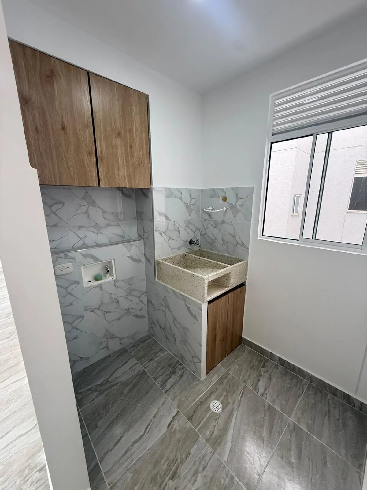 th.outside1200x1200.6a395a643e5fe_infocdn__property-22252-5-1782140349-imagenjpg Apartamento en Arriendo en Bochalema, Cali