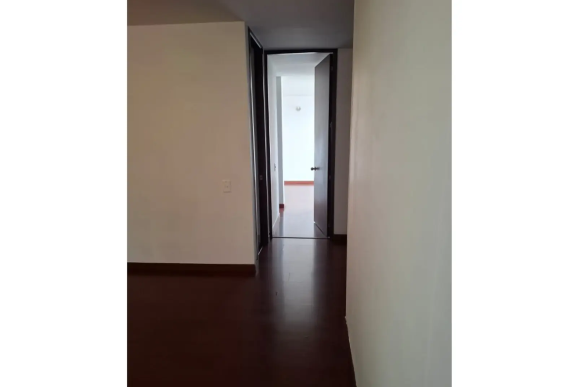 Apartamento en Arriendo en Colina Campestre, Bogotá