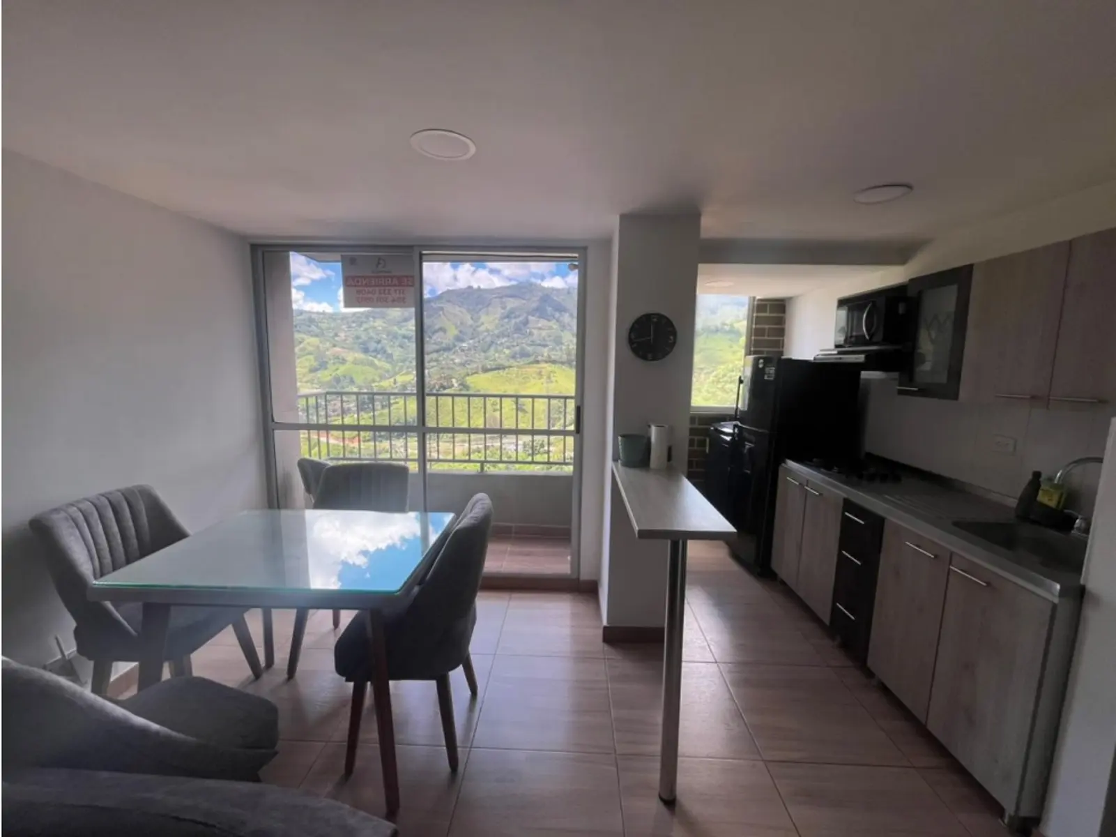 Apartamento en Arriendo en Loma de San Jose, Sabaneta